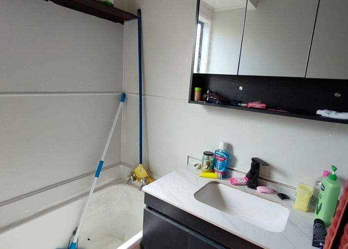  at 5 Struan Place, Pakuranga, Manukau City, Auckland