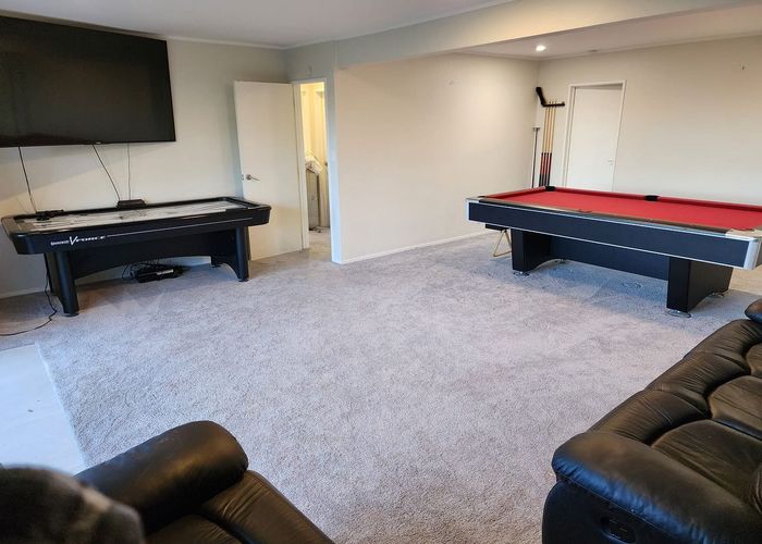  at 102 Wiseley Road, West Harbour, Waitakere City, Auckland