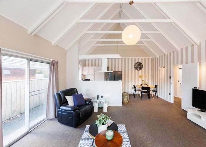  at 14 Seaton Court, Hokowhitu, Palmerston North