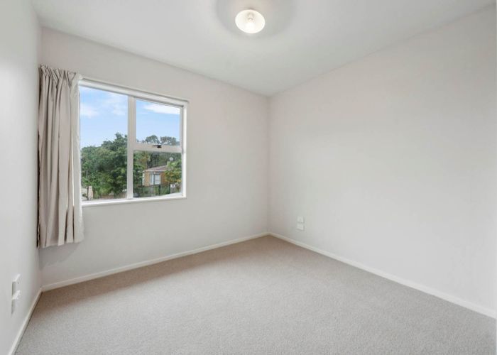  at 1/2 Karapiti Place, Glen Eden, Waitakere City, Auckland
