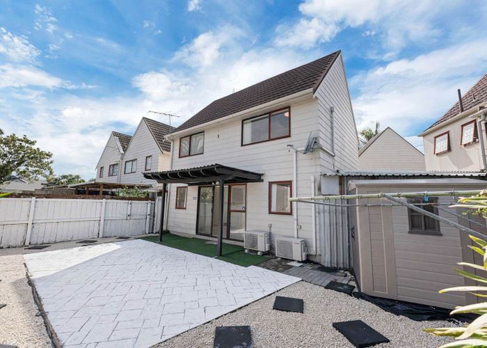  at 11/19A Gray Avenue, Mangere East, Manukau City, Auckland