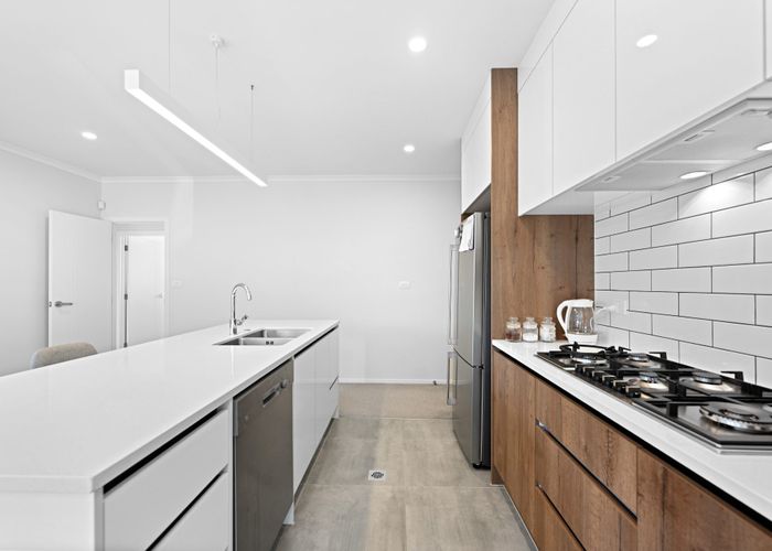  at 2/4 Tokerau Drive, Rototuna North, Hamilton