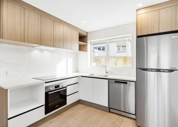  at 4/29 Commissariat Road, Mount Wellington, Auckland City, Auckland