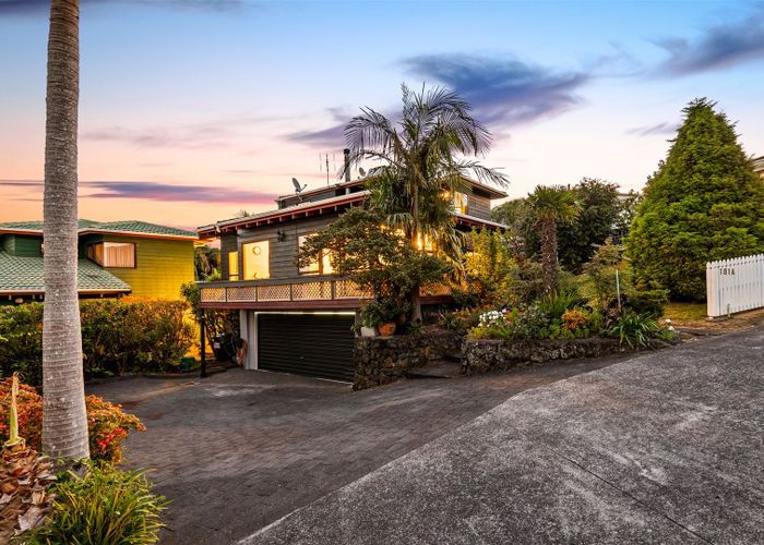  at 1/181 Luckens Road, West Harbour, Auckland