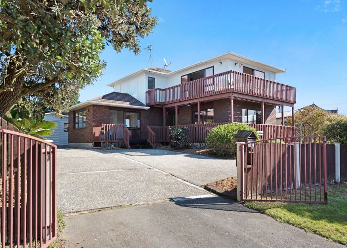  at 254 Manly Street, Paraparaumu Beach, Paraparaumu
