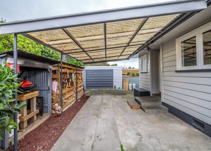  at 32 William Benton Street, Featherston