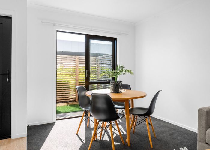  at 7/1 Vialou Street, Hamilton Central, Hamilton