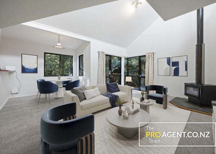  at 95 Laingholm Drive, Laingholm, Waitakere City, Auckland