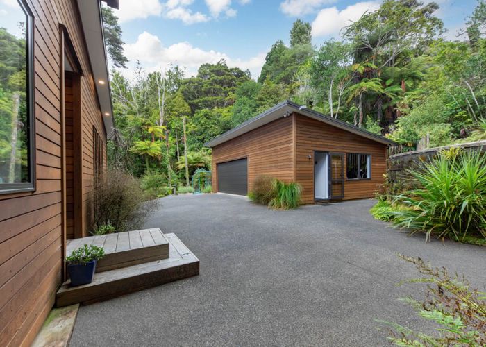  at 410A Scenic Drive, Waiatarua, Auckland