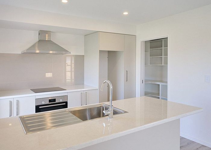  at 3 Witte Street, Woodend, Woodend