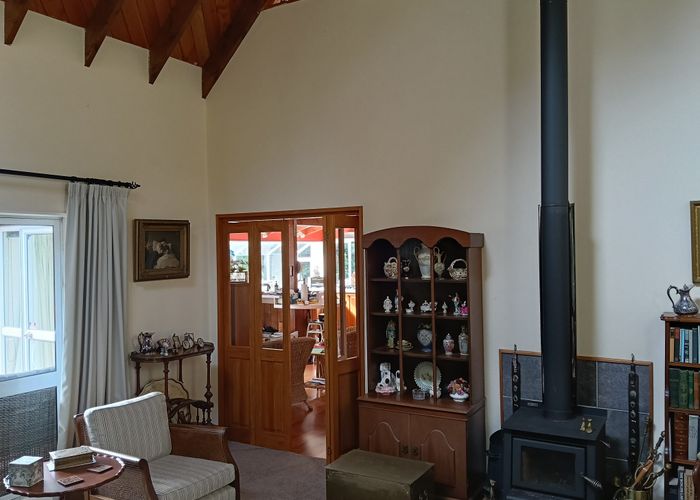  at 16 Furneaux Grove, Whitby, Porirua, Wellington