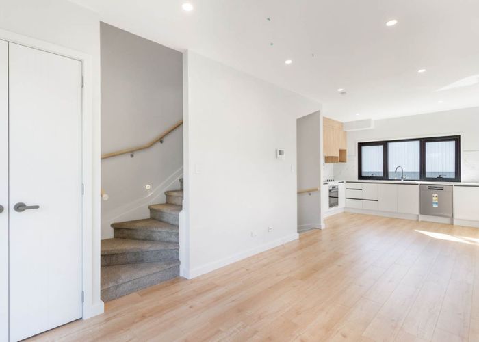  at 3/39 Kervil Avenue, Te Atatu Peninsula, Auckland