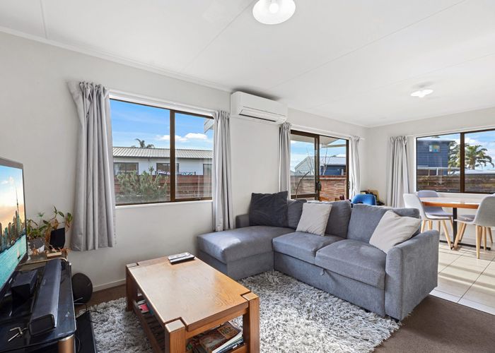  at 4D Kimber Grove, Papamoa Beach, Papamoa