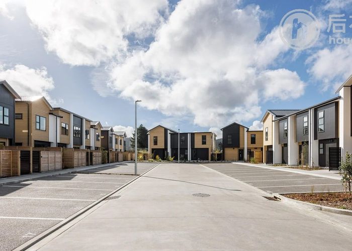  at 4/21-23 Te Ara o Papatahi, Wainuiomata, Lower Hutt, Wellington