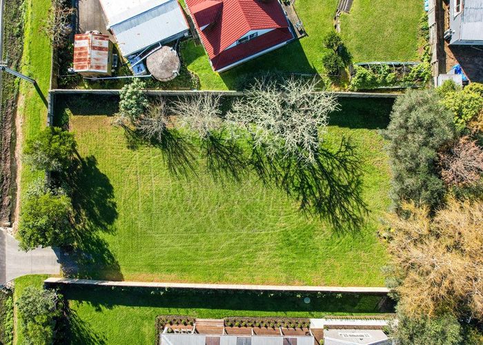  at 3 Cambridge Road, Riverhead, Rodney, Auckland