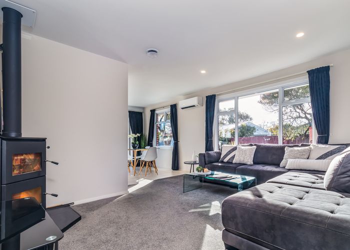  at 8 Prisk Place, Hillsborough, Christchurch