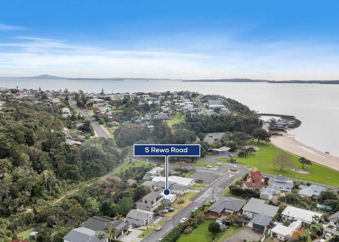  at 5 Rewa Road, Maraetai, Auckland