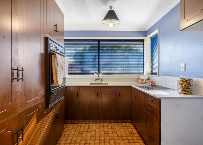  at 1/52a Aorangi Road, Bryndwr, Christchurch City, Canterbury
