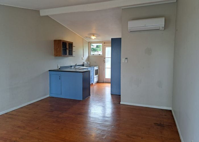  at 4/36 Harwood Road, Mount Wellington, Auckland City, Auckland