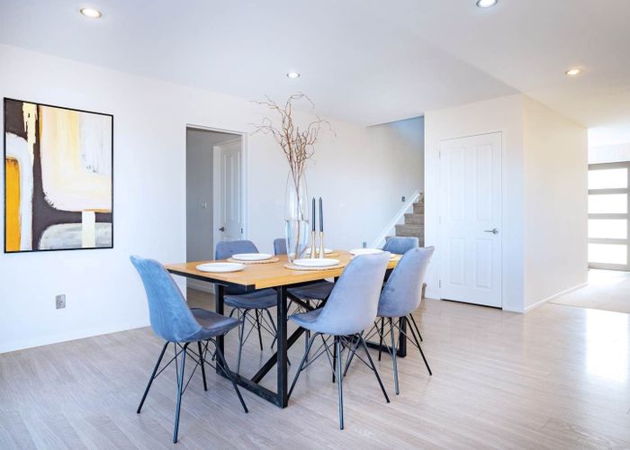  at 232 Sturges Road, Henderson, Auckland