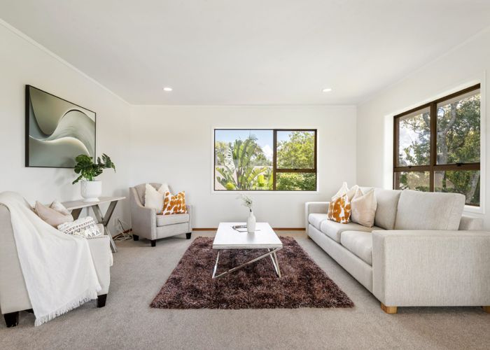  at 13 Tarahanga Street, Northcote, Auckland
