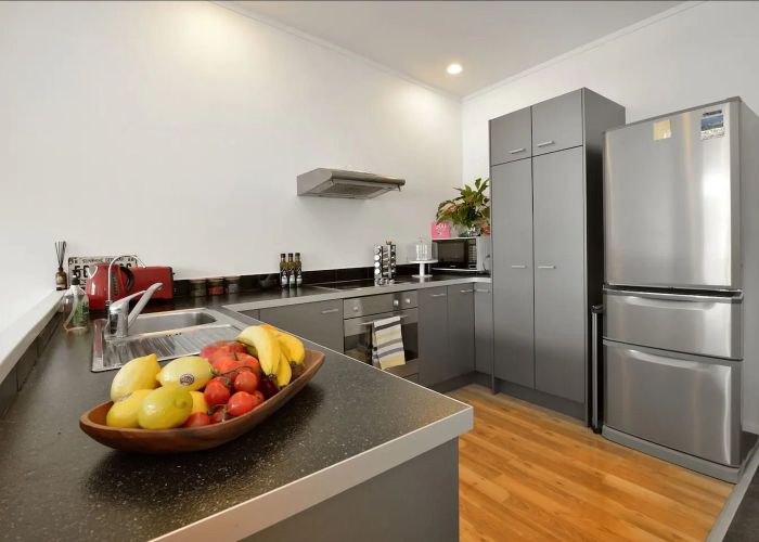  at 8/3 Ngahura Street, Eden Terrace, Auckland