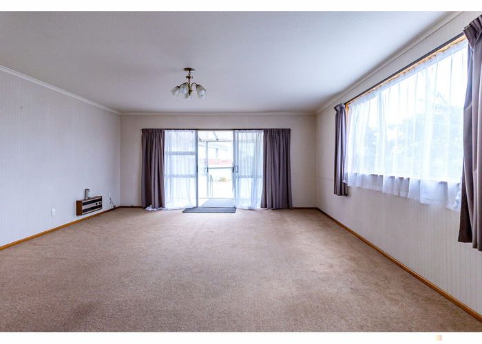  at 2/56 Pukatea Street, Gleniti, Timaru