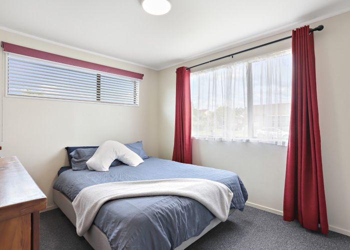  at 1/229 Waitemata Drive, Ranui, Auckland