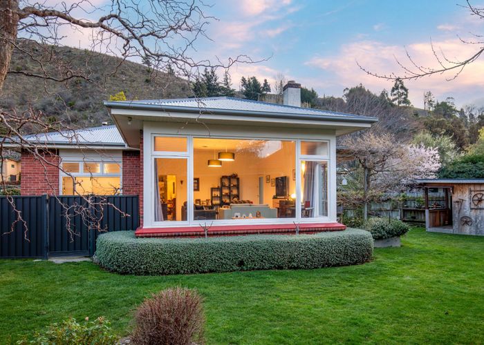  at 9 Kelso Street, Roxburgh