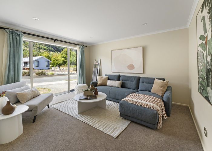  at 26 Pine Crest Drive, Richmond