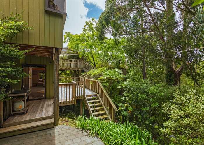  at 28 Springdale Grove, Fitzherbert, Palmerston North