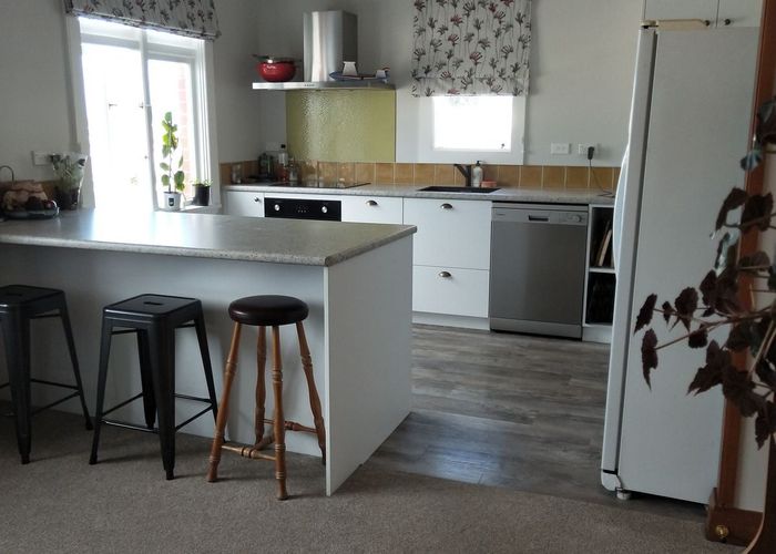  at 98 Forbury Road, Saint Clair, Dunedin