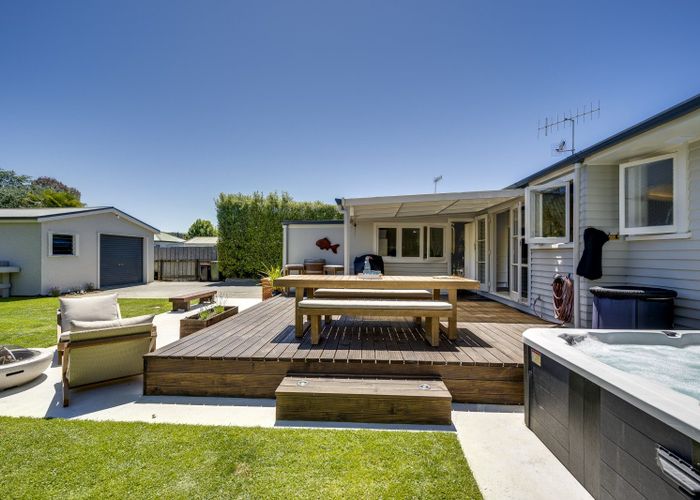  at 513 Main North Road, Bay View, Napier