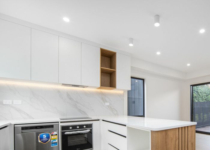  at 3/3 Rangeview Road, Mount Albert, Auckland City, Auckland