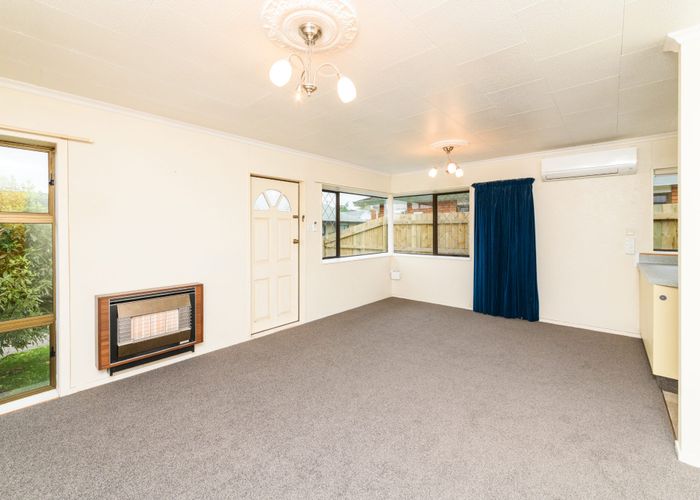  at 5 Edgecombe Court, Roslyn, Palmerston North