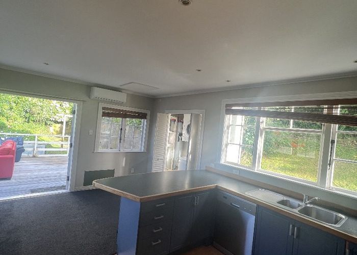  at 51A Barnard Street (Upper), Wadestown, Wellington, Wellington