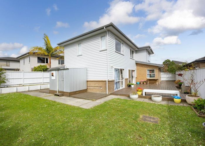  at 9 Brookview Drive, Flat Bush, Manukau City, Auckland