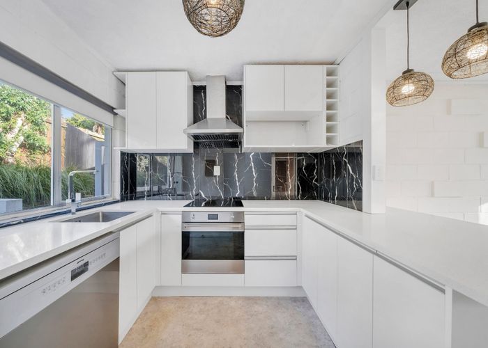  at 1/17 Emirau Place, Glenfield, North Shore City, Auckland