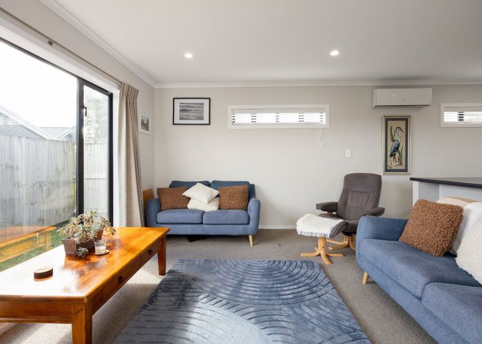  at 2/22 Iwi Road, Baverstock, Hamilton, Waikato