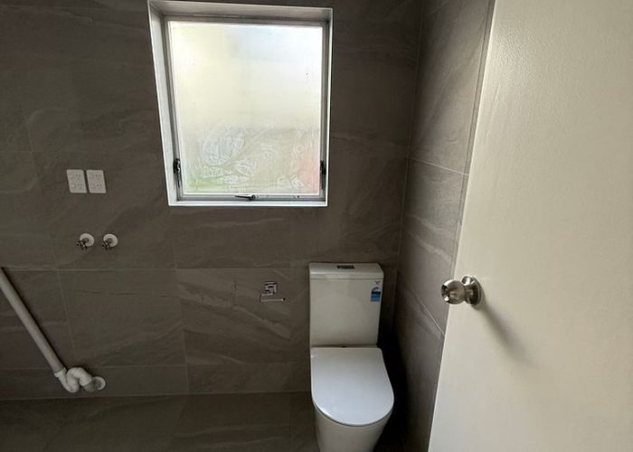  at 2/380 Ellerslie-panmure Highway, Mount Wellington, Auckland