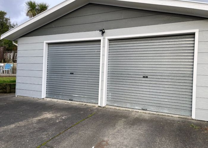  at 13 Oaklands Grove, Clouston Park, Upper Hutt
