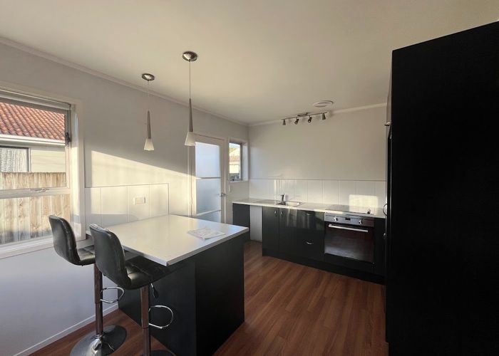  at 1/83 Glendale Road, Glen Eden, Waitakere City, Auckland