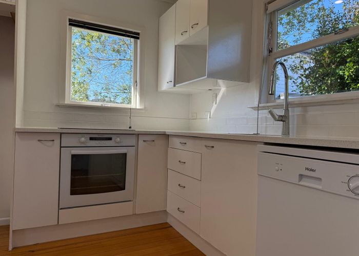  at 34 Levesque Street, Birkdale, North Shore City, Auckland