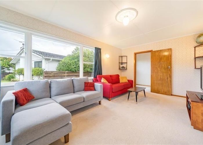  at 30 Karamu Crescent, Wainuiomata, Lower Hutt, Wellington