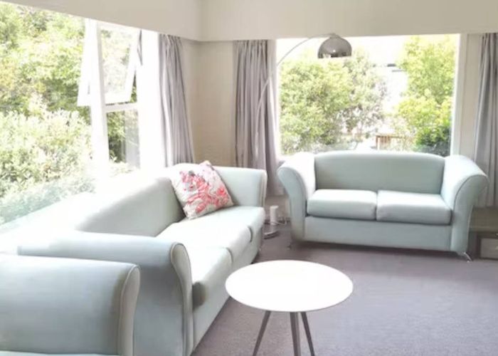  at 35A Montgomery Ave, Rothesay Bay, North Shore City, Auckland