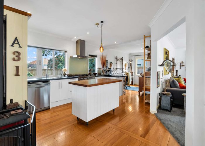  at 16 Tregarth Street, Saint Johns Hill, Whanganui, Manawatu / Whanganui