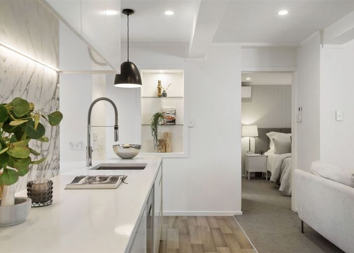  at 4/9 Brian Avenue, Forrest Hill, North Shore City, Auckland