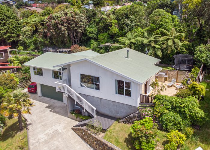  at 14 Chisbury Lane, Churton Park, Wellington