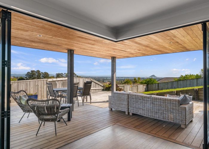  at 24 Moira Close, Welcome Bay, Tauranga