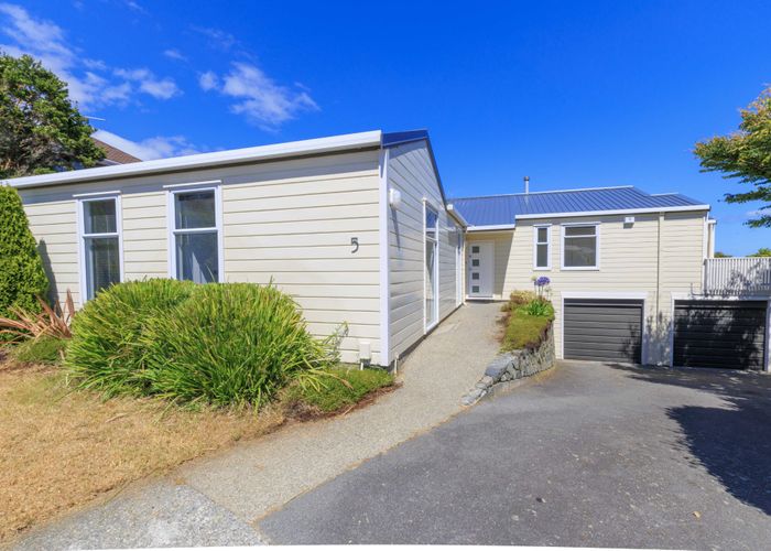  at 5 Gavaskar Place, Khandallah, Wellington, Wellington